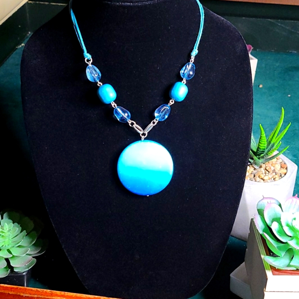 Acrylic necklace